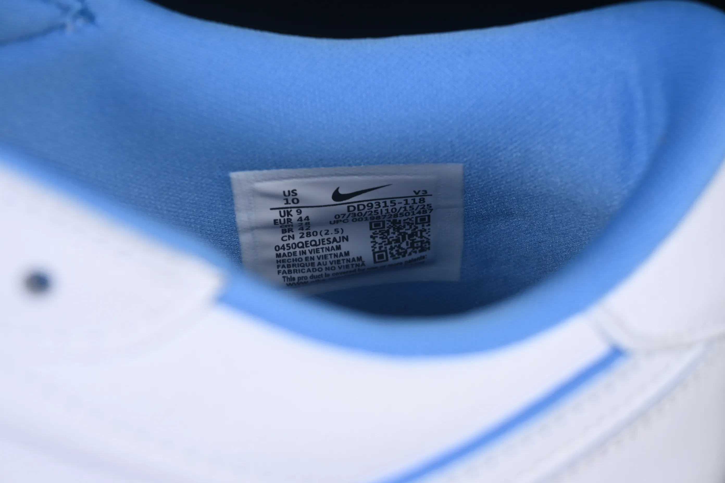 All categories Air Jordan Jordan series basketball shoes Air Jordan 1 Low Air Jordan 1 Low AJ1 Joe 1 patent leather white and blue low-top retro cultural basketball shoes DD9315-118